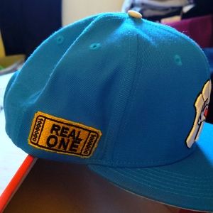 LiviN Large Snap back_Love NY_LL_REALONE💯